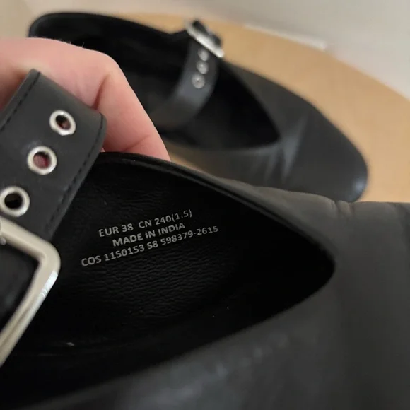 COS Buckle Ballet Flats Black Leather Mary Jane Shoes Size 38 7/7.5 - Picture 7 of 8